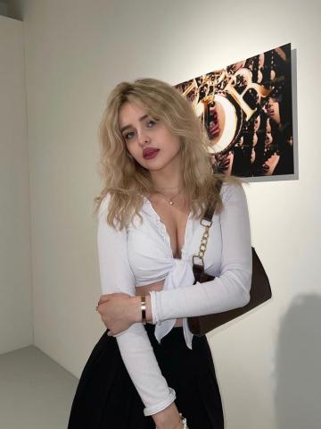 Елизавета Очаровательная Блондинка фото 3